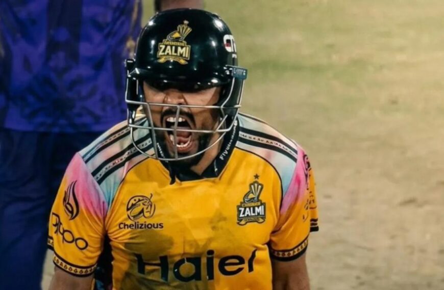 बाबर आजम ने जड़ा तूफानी शतक, कोहली-गेल का रिकॉर्ड तोड़ा