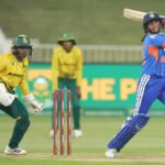 हरमन की कप्तानी पारी बेकार, पहले टी20 में भारत 6 विकेट से हारा