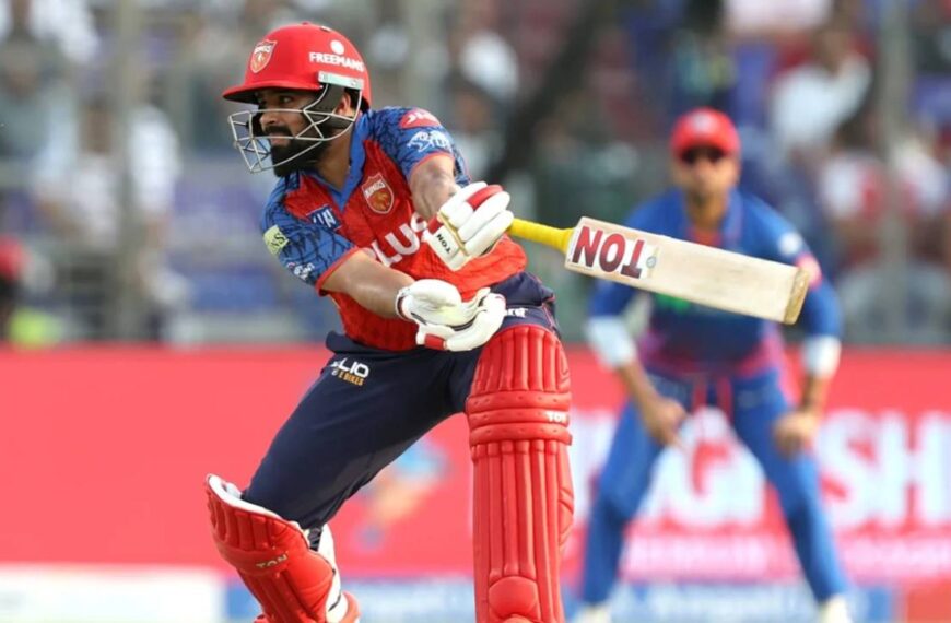 4,4,4,4,4,4, प्रभसिमरन ने एक ओवर में जड़े 6 चौके, सिर्फ तीसरी बार हुआ ऐसा