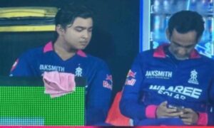 RR के टीम मैनेजर पर लगा 1 लाख&hellip;