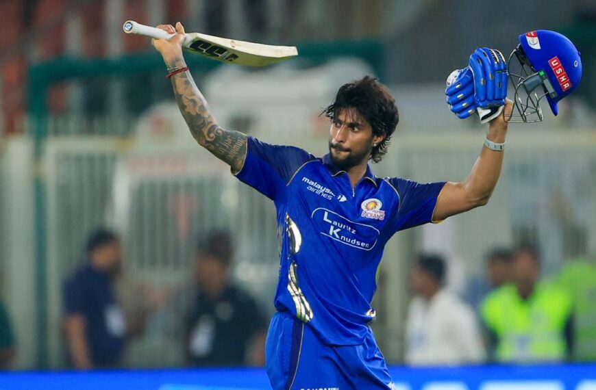 तिलक ने 45 गेंदों पर शतक जड़कर रचा इतिहास, बनाया नया रिकॉर्ड