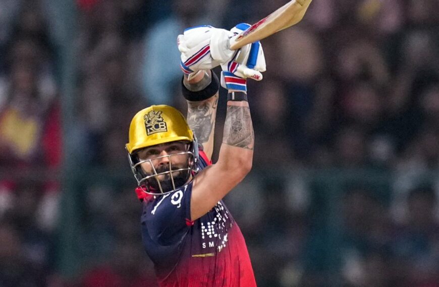 Virat Kohli (X)