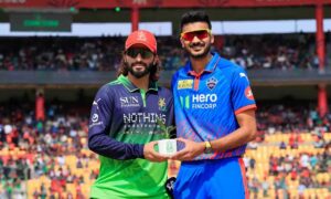 IPL 2026: दिल्ली कैपिटल्स ने जीता टॉस, बेंगलुरु&hellip;